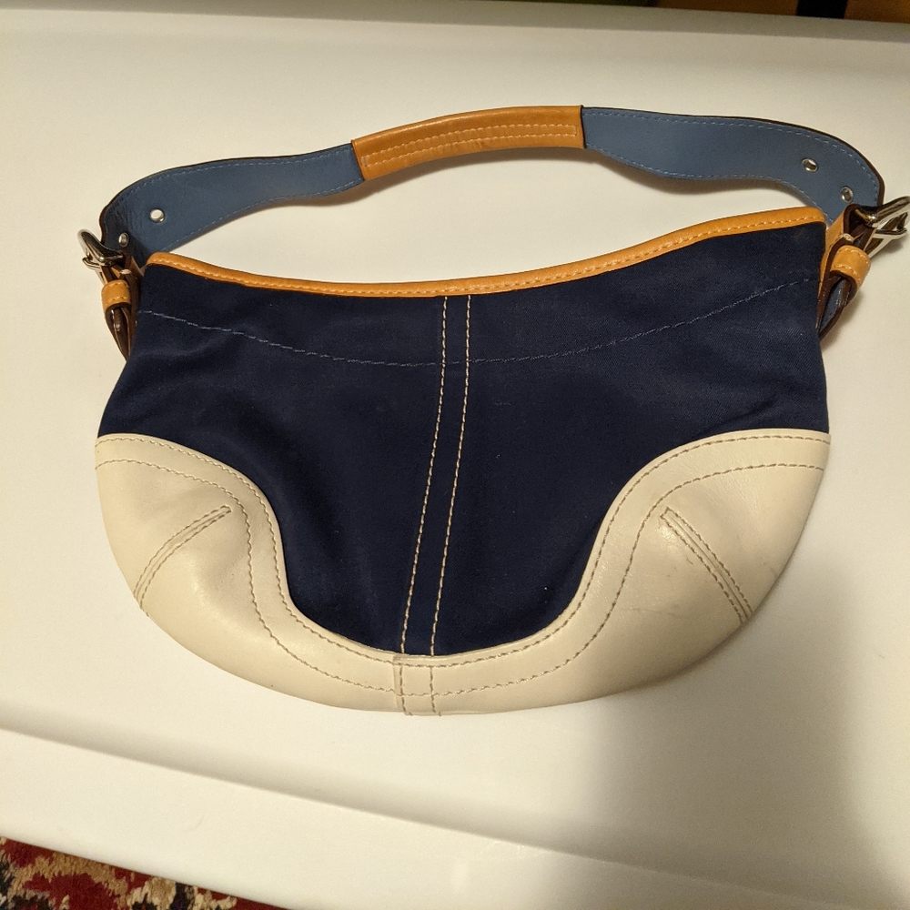 Coach Daisy shoulder hobo clutch  purse